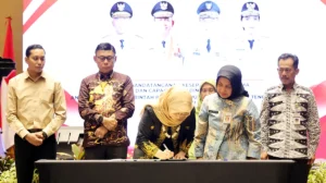 Dihadiri Gubernur dari 4 Provinsi, Kadis KP2KH Kepri Teken PKS dengan KP2KH Jawa Tengah di Batam
