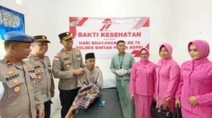 20 Anak Ikuti Sunatan Massal Gratis Polres Bintan, Warga Tambelan Sampaikan Apresiasi