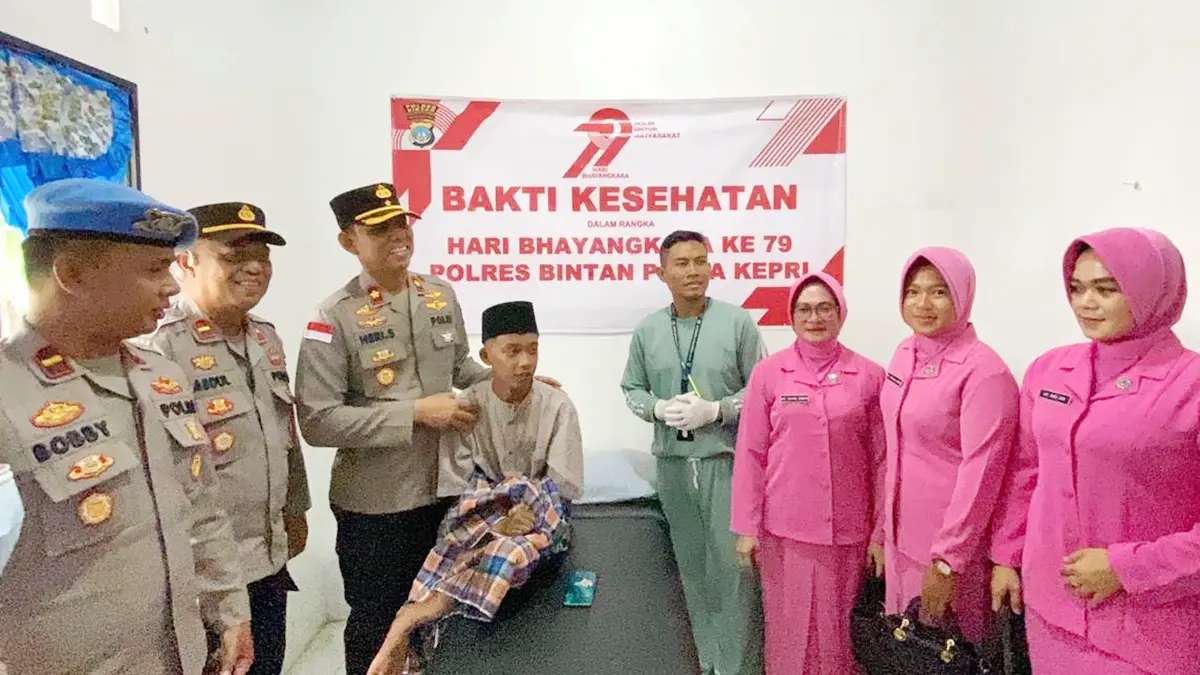20 Anak Ikuti Sunatan Massal Gratis Polres Bintan, Warga Tambelan Sampaikan Apresiasi